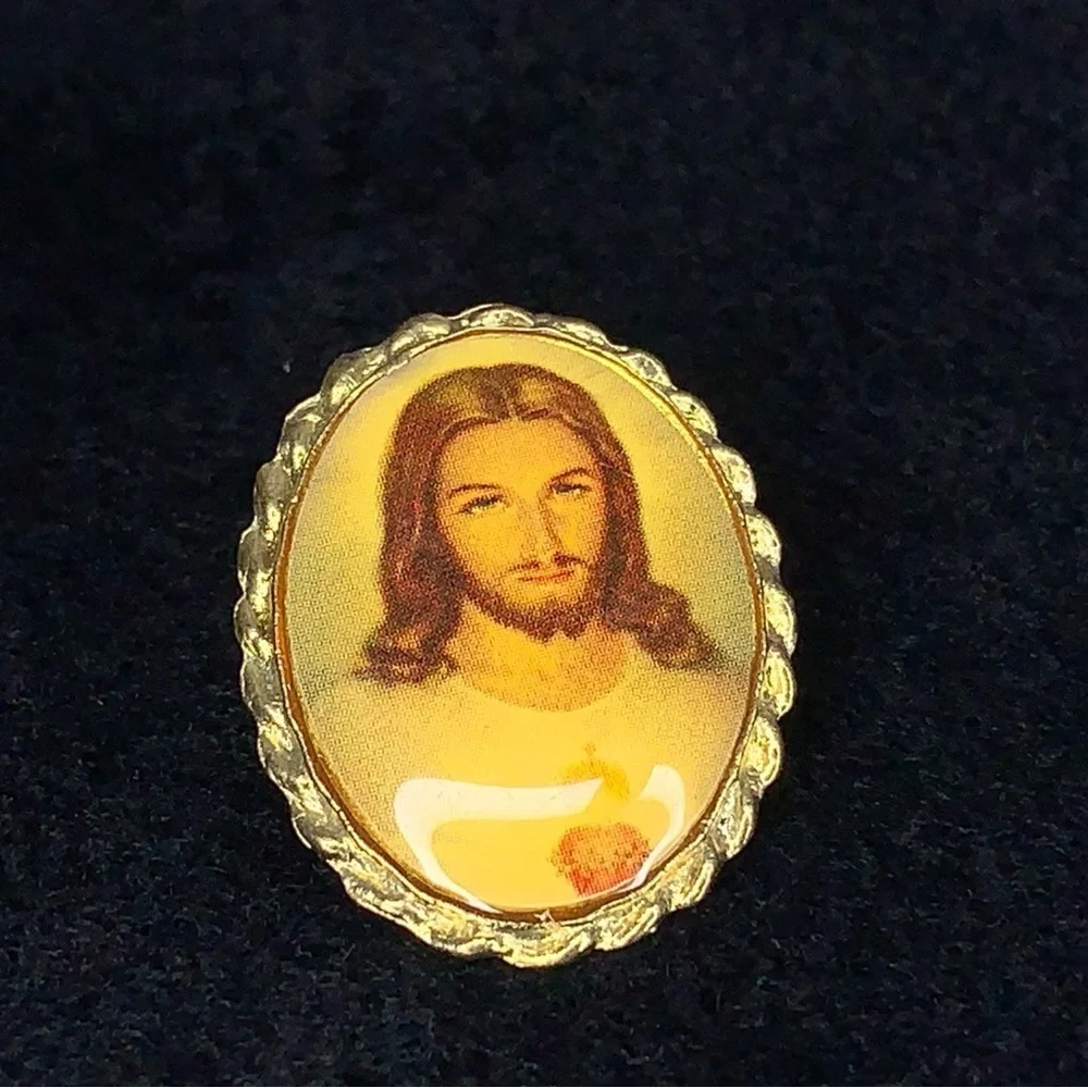 Vintage Sacred Heart of Jesus Christ Pin Lapel Religious Relic Rope Medal Frame